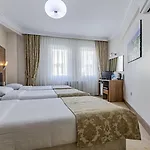Elasophia Szálloda 2*