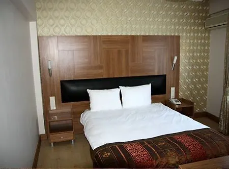 Elasophia Hotel