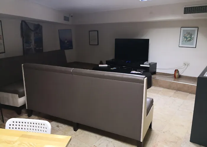 Elasophia فندق 2*